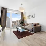 Sunflower - Modern Large Charming With Balcony Appartement Bratislava
